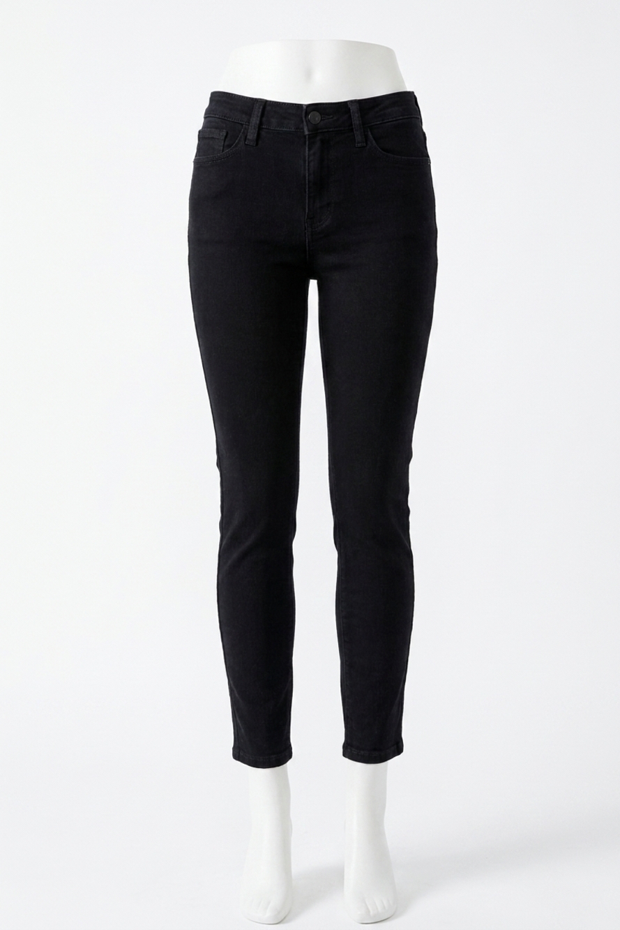 NEW JUDY BLUE mid-rise slim fit jeans in black